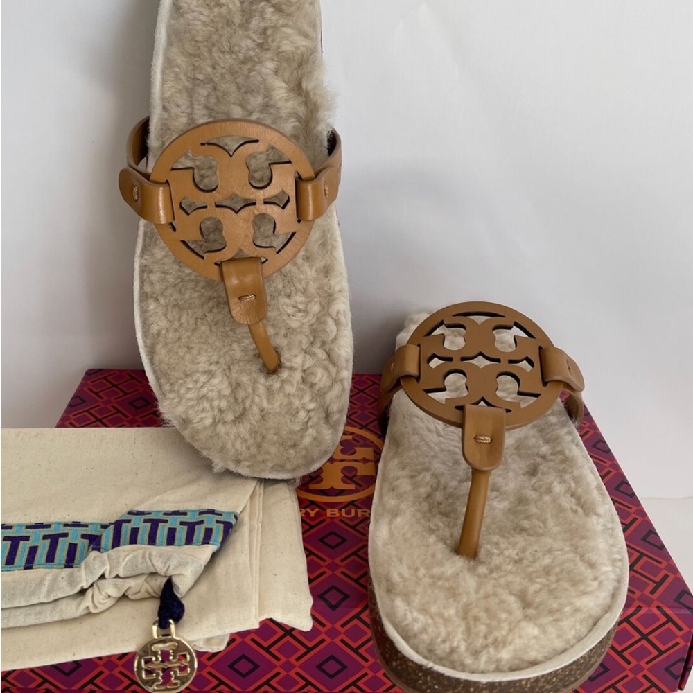 NIB !!Tory Burch Miller Cloud Shearling/Leather Sandals Caramel Corn/buttermilk